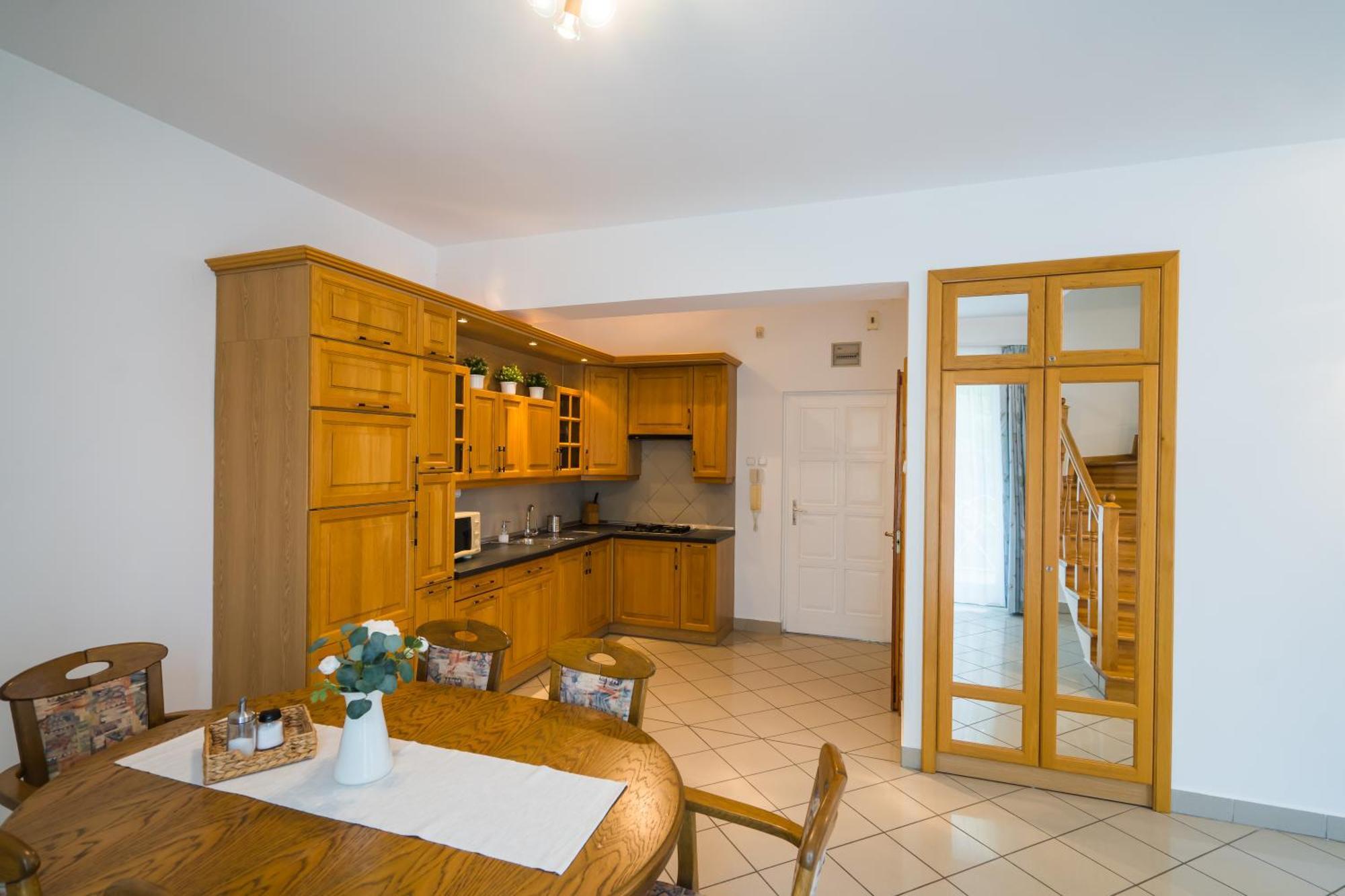 Gyorfi Apartmanhaz Zamárdi Buitenkant foto