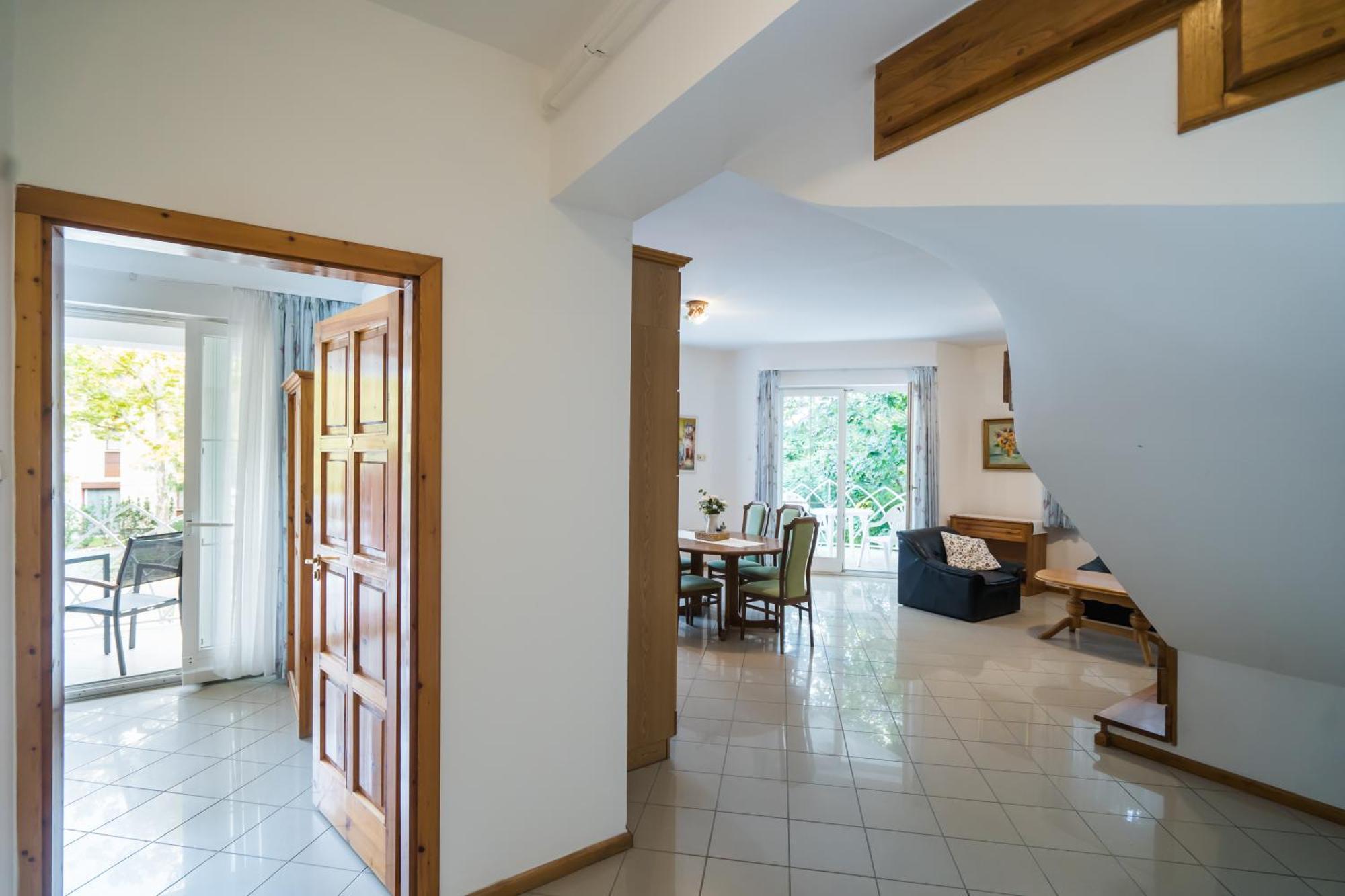 Gyorfi Apartmanhaz Zamárdi Buitenkant foto