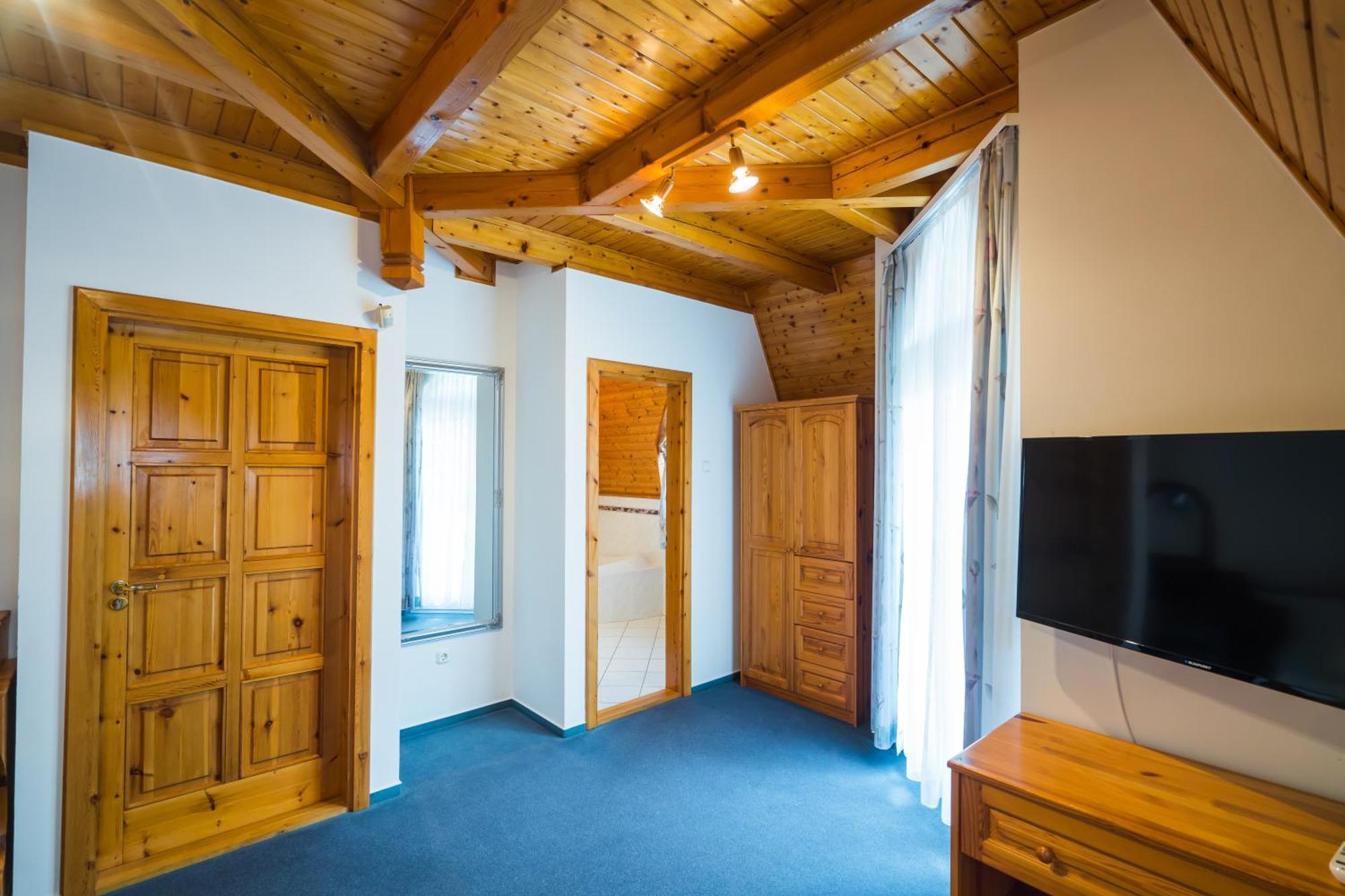 Gyorfi Apartmanhaz Zamárdi Buitenkant foto