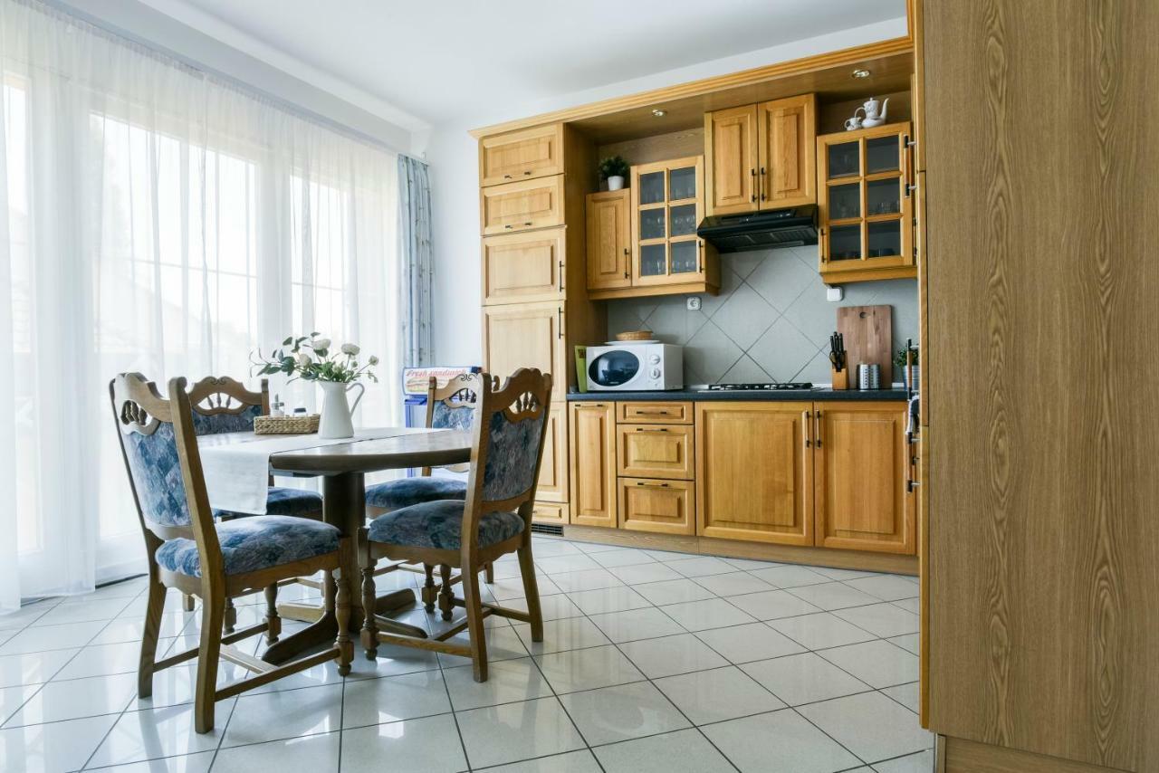 Gyorfi Apartmanhaz Zamárdi Buitenkant foto